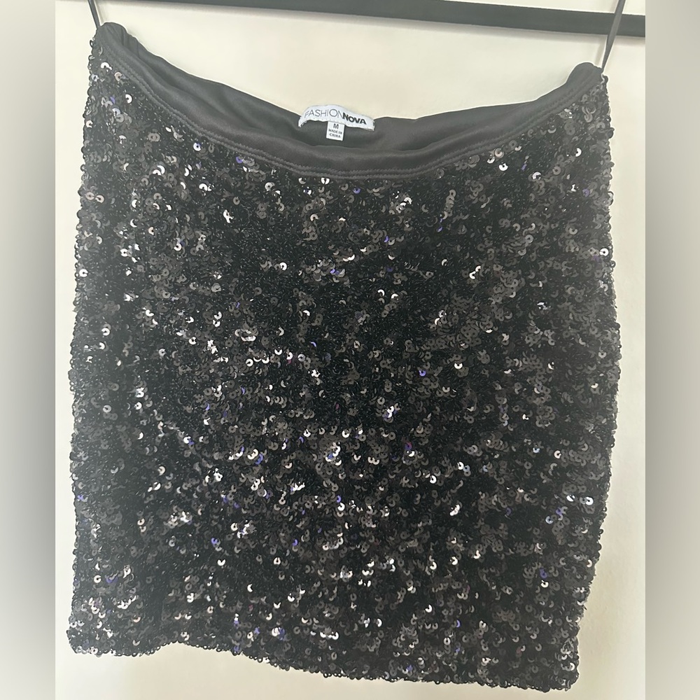 Fashion Nova Black Sequin Pencil Skirt